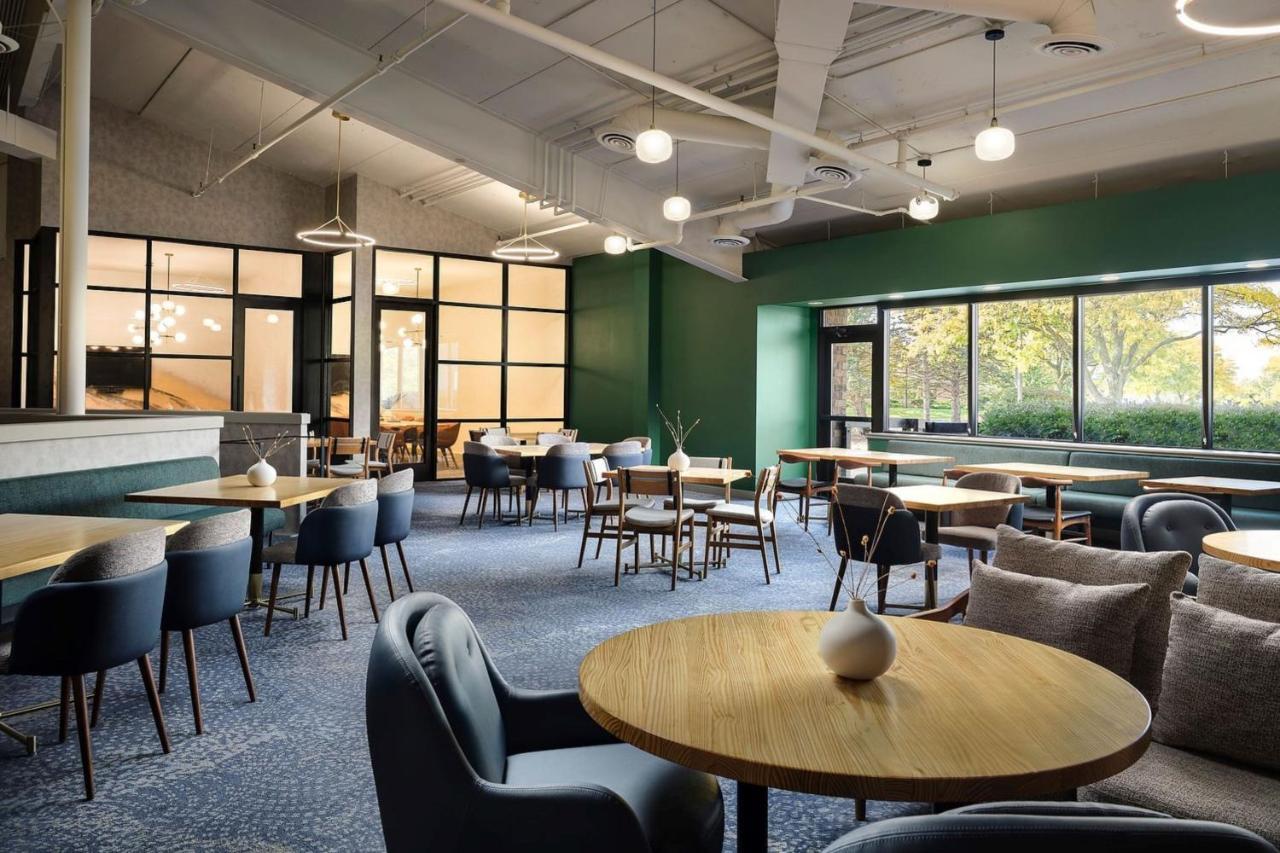 Sheraton Grand Rapids Airport Hotel Cascade Luaran gambar