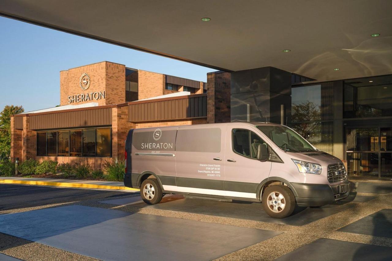 Sheraton Grand Rapids Airport Hotel Cascade Luaran gambar