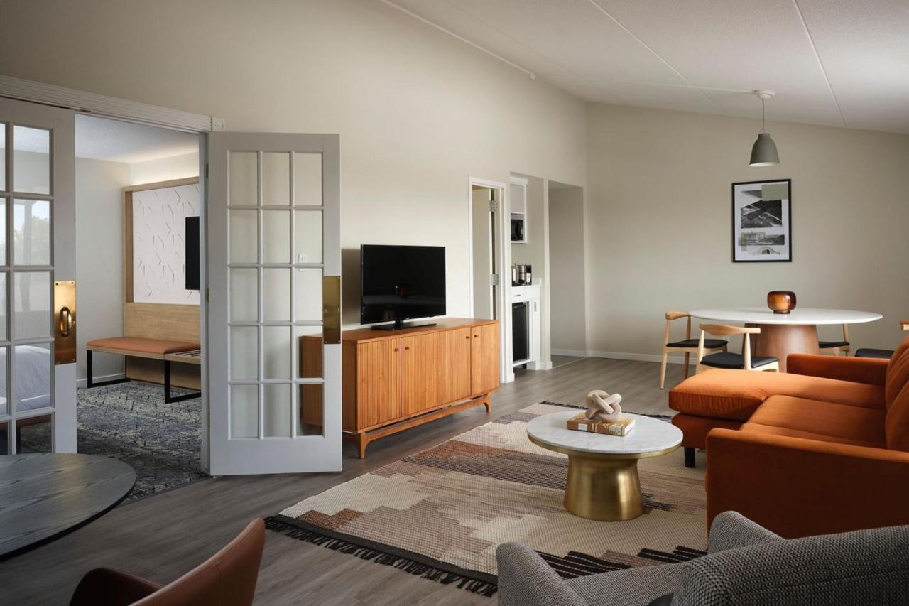 Sheraton Grand Rapids Airport Hotel Cascade Luaran gambar