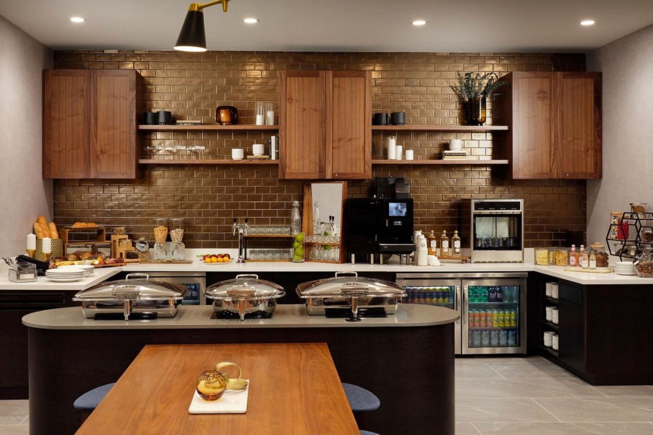 Sheraton Grand Rapids Airport Hotel Cascade Luaran gambar